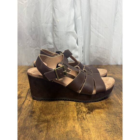 Vionic Shoes Womens Size 7 Brown Tawny Wedge Sandals Platform Strappy Comfort - Picture 1 of 9